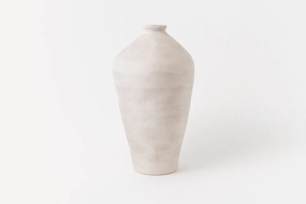 Mitsuko Vase