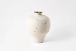 Vase A.