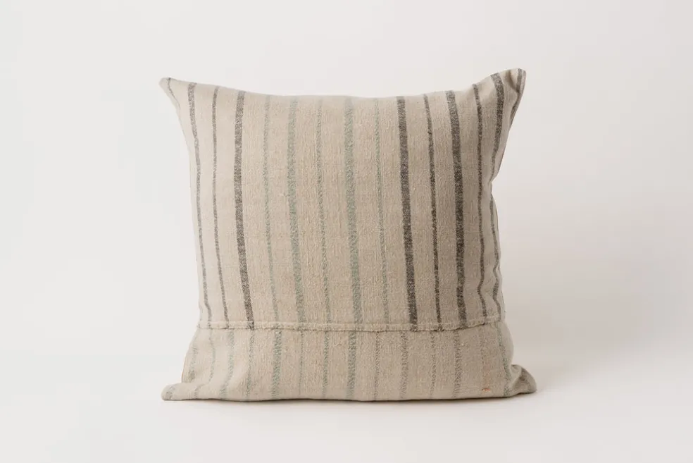 Vintage Grain Sack Pillow 18 x 18 I.